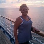 Robyn Lyons - @redrobyn1026 - Instagram