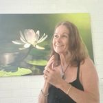 Robyn Marchant - @healingwithhearteft - Instagram