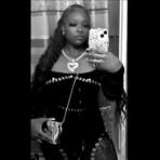 Robyn Marie - Facebook