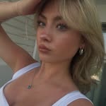 robyn🪽 - @robynmaycable - Instagram