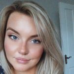 Robyn Mccann - @robynredbreast92 - Instagram