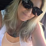 Robin McCartney - @simplyrobikay - Instagram