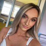 Robyn McGhee - @robynmcghee - Instagram