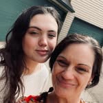 Robin McGovern - @birdielynne29 - Instagram