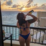 Robyn McLean - @notrobynsavitsky - Instagram