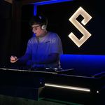 Robyn Newman - @robynnewman_dj - Instagram