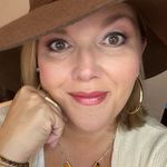 Robyn Sims - @robynsstylestudio - Instagram