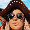 Robyn - @missangler - TikTok