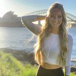 Robyn Thomson - @r0byn1 - Instagram