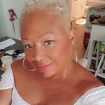 Robyn Walker - @robyn.walker.9484 - Instagram