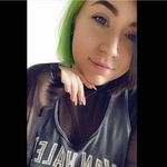 Robyn Walker - @robyn_enya - Instagram