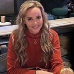 Robyn Webb - @visionrealestateoc - Instagram