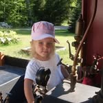 Robin Weeks - @pollywog2007 - Instagram