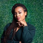 Robyn Woods - @therobynwoods - Instagram