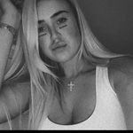 @robynwray100 - Instagram