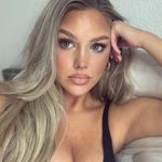 Robyn - @robynyorkston - Instagram