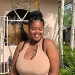 Rochelle Patterson - @chellemilaisa - Instagram
