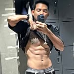 Rocky Thomas - @nevergiveuprocky - Instagram