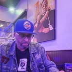 Roderick Gray - Facebook