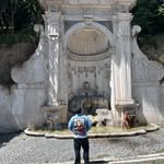 Roger Andres Analuisa - @rogerlovesgrapes - Instagram