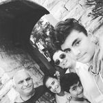 roger karam - @rogerkaram50 - Instagram