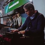 Roger Knupp | Music Producer - @rogerknupp - Instagram