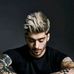 Roger Manik - Facebook