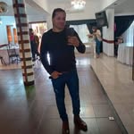 Roger Flores - @roger_rock.ok - Instagram