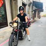 Roger Tsai - Facebook