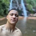Róger Vargas  - @eaivargas - Instagram