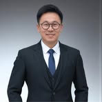 Roland Chan - Facebook