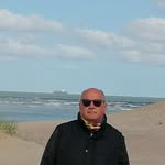 Roland Schmitt - @rolandvschmitt - Instagram