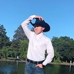Rolando Muñiz - @rolando_e_m_h - Instagram