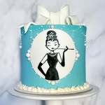 Roman Holiday Cakes - @romanholidaycakes - Instagram