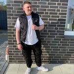 Roman Keller - @roman.kelr - Instagram