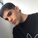 @romansalas__ - Instagram