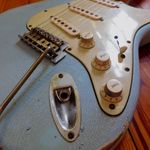 Ron Freedman - @virgils_vintage_guitars - Instagram