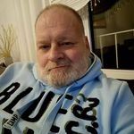 Ron Nicholls - @ronni_cholls - Instagram