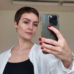 Ronja Chiara - @rootandriserons - Instagram