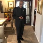 Ronald Orange - Facebook