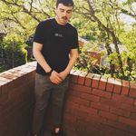 Ronan Smith - @redhotronnieboi2913 - Instagram