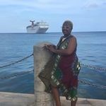 Rhonda Floyd - @rhondafloyd8233 - Instagram
