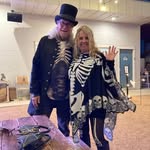 @ronnienarmour - Instagram