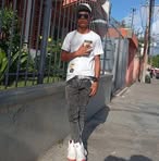 Lovis Vuitton Ronny - Facebook