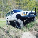 Ronnie Saunders - @backwoods_shitbox - Instagram