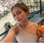 Rosa - @rosahalliday - Instagram