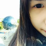 Rosa Hou - @anchorhou - Instagram