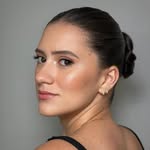 Rosa Houly - @rosahouly - Instagram