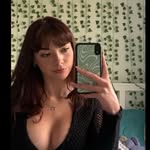 Rose <3 - @rosannamay._ - Instagram