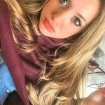 ROSE - @rose___albert - Instagram